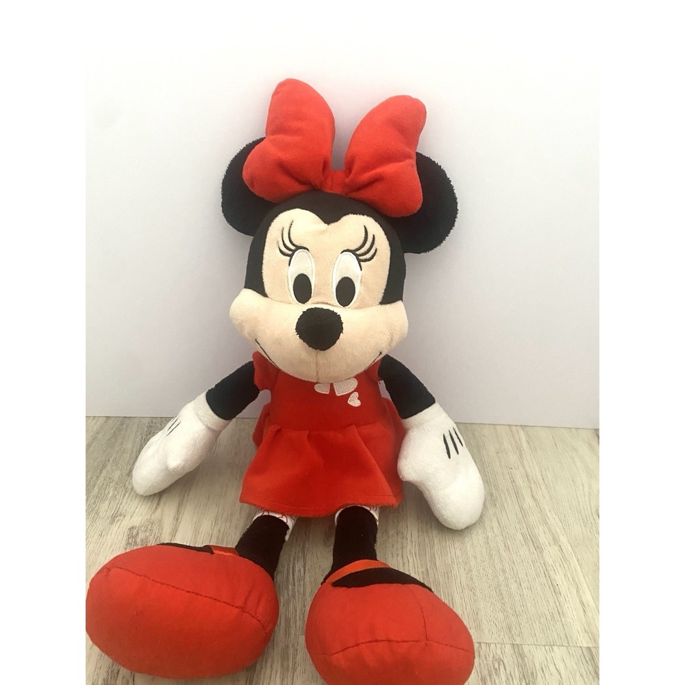 Minnie Mouse Valentines Day Hearts Exclusive Collective Plush